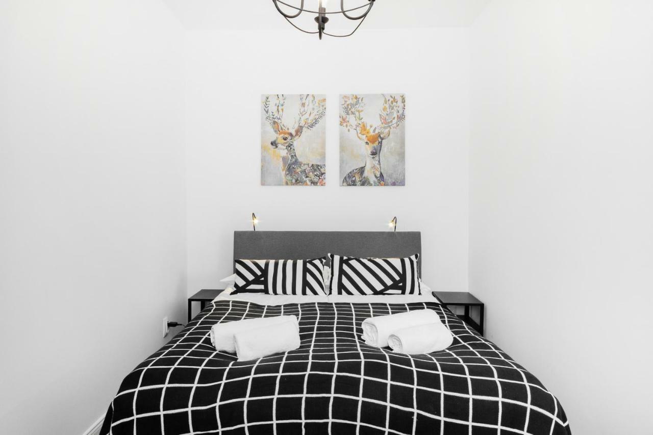 First Central Apartments By Noclegi Renters ワルシャワ エクステリア 写真