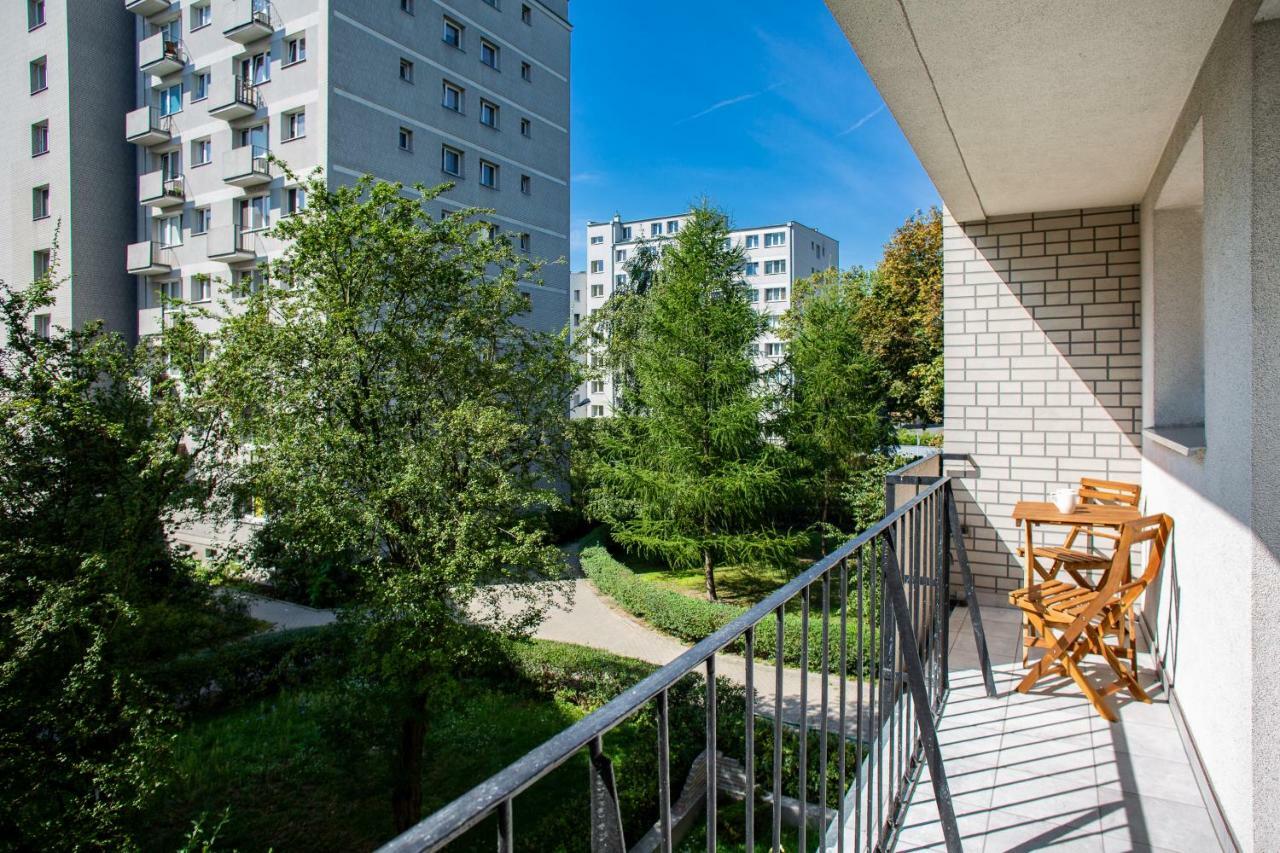First Central Apartments By Noclegi Renters ワルシャワ エクステリア 写真